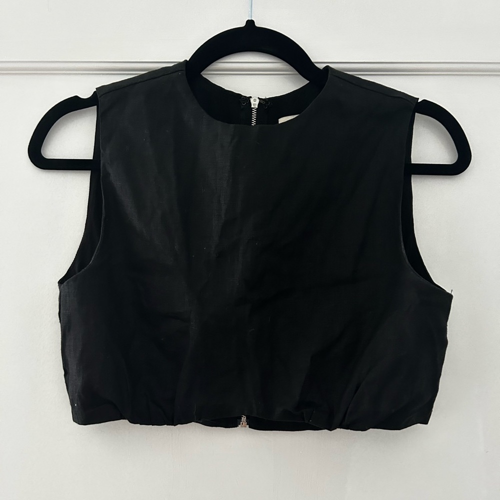 DISSH Black Crop Top